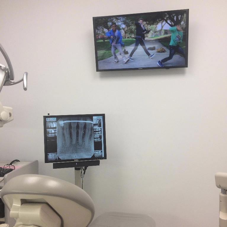 Dental Technology in Van Nuys | TVs in Treatment Rooms